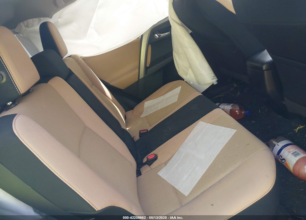 2017 TOYOTA RAV4 VIN: 2T3RFREV8HW647946
