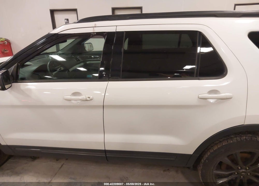 2017 FORD EXPLORER VIN: 1FM5K8D83HGA30672