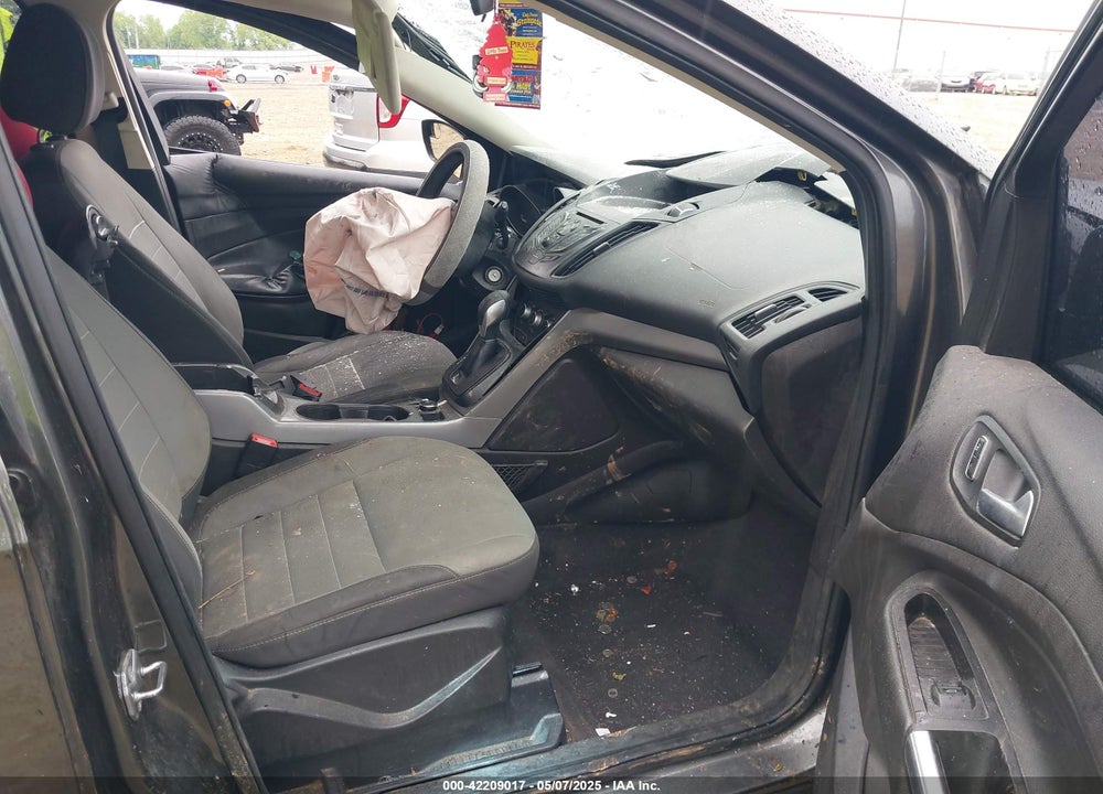 2015 FORD ESCAPE SE VIN: 1FMCU0G90FUB73830