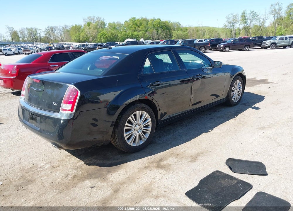 2013 CHRYSLER 300 VIN: 2C3CCARG6DH733301