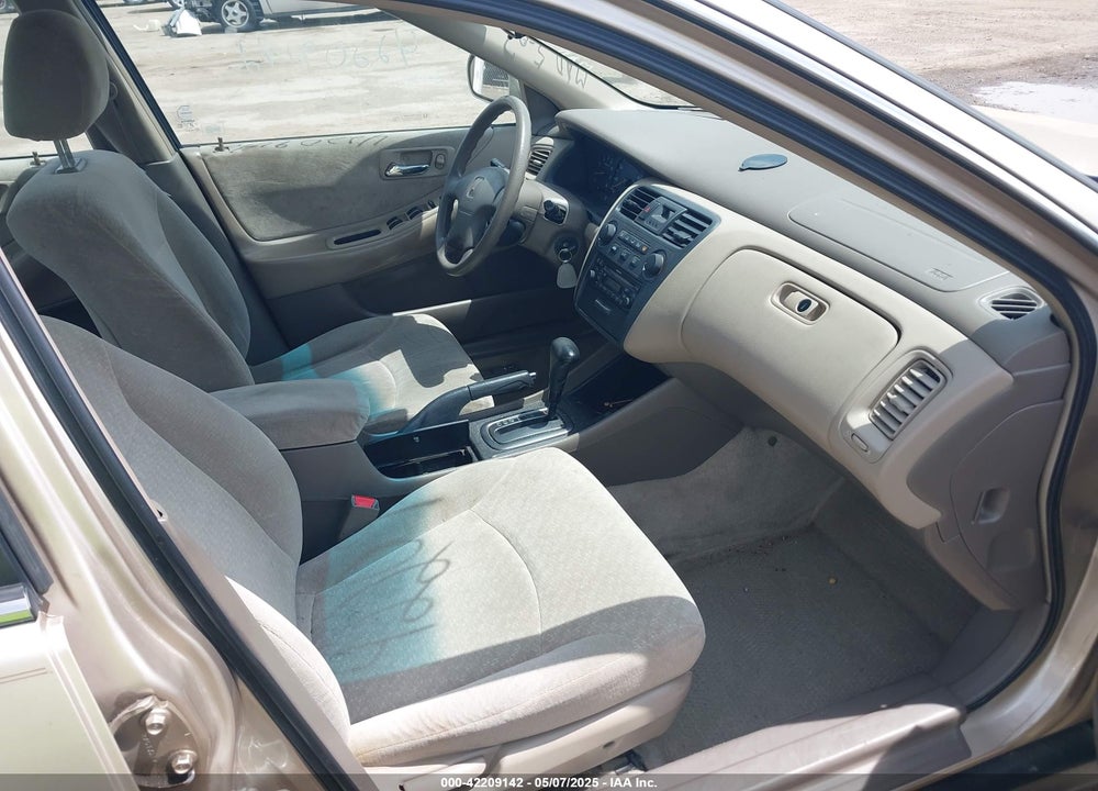 2002 HONDA ACCORD 3.0 LX VIN: 1HGCG16412A022998