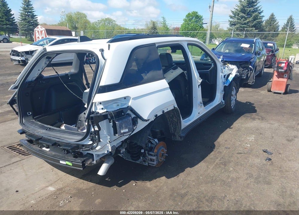 2025 JEEP GRAND CHEROKEE VIN: 1C4RJHBGXSC273106