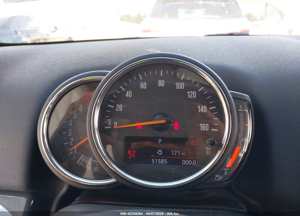 2018 MINI COUNTRYMAN COOPER VIN: WMZYS7C31J3E08117