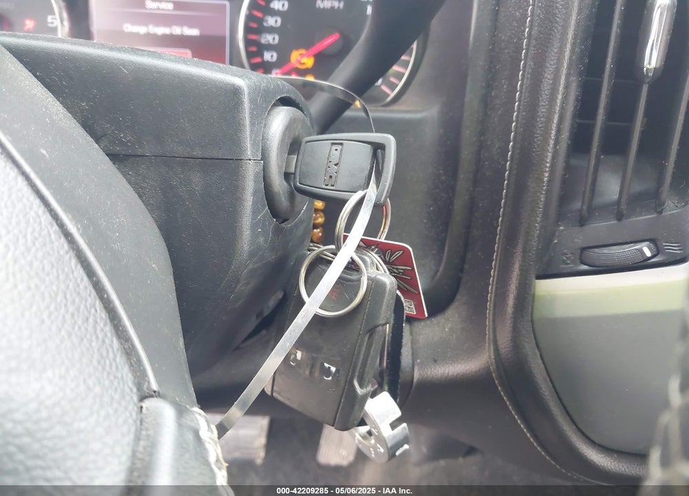 2014 GMC SIERRA 1500 VIN: 1GTV2UEC4EZ251326