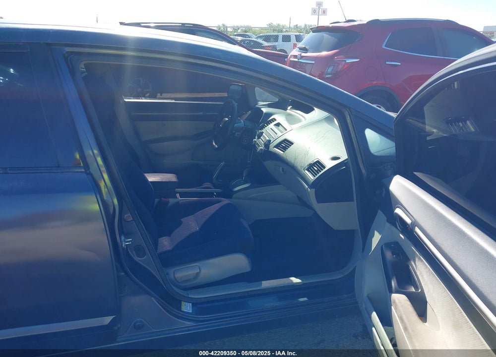 2008 HONDA CIVIC VIN: JHMFA362X8S009353