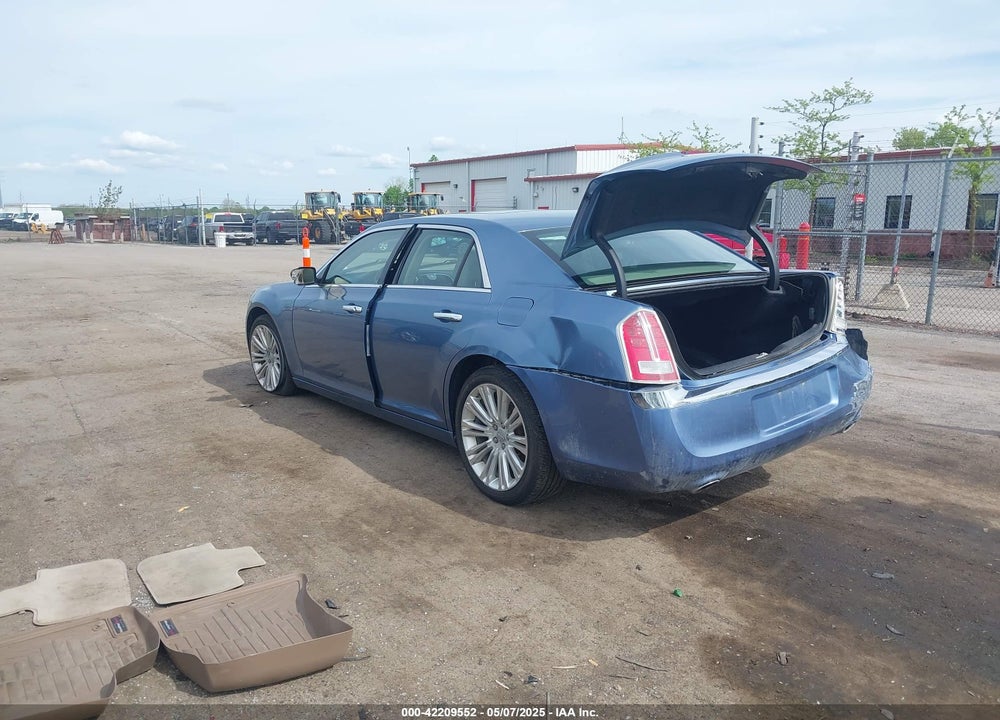 2011 CHRYSLER 300C VIN: 2C3CA6CTXBH579830