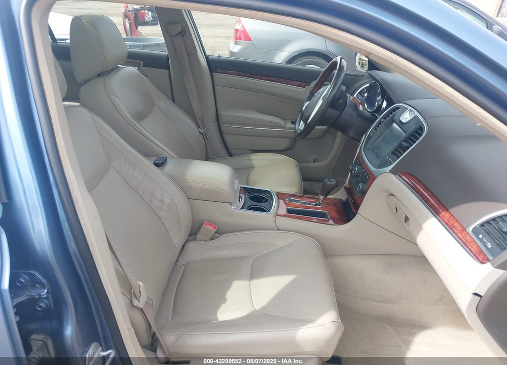 2011 CHRYSLER 300C VIN: 2C3CA6CTXBH579830