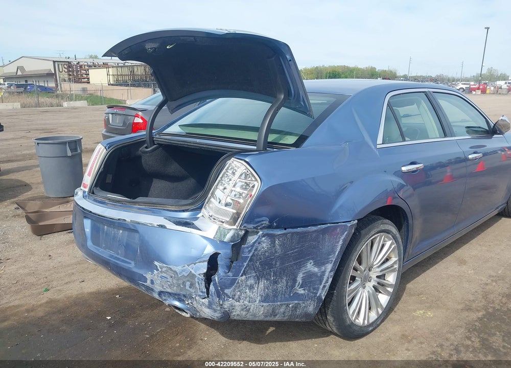 2011 CHRYSLER 300C VIN: 2C3CA6CTXBH579830