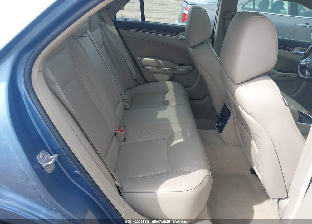 2011 CHRYSLER 300C VIN: 2C3CA6CTXBH579830