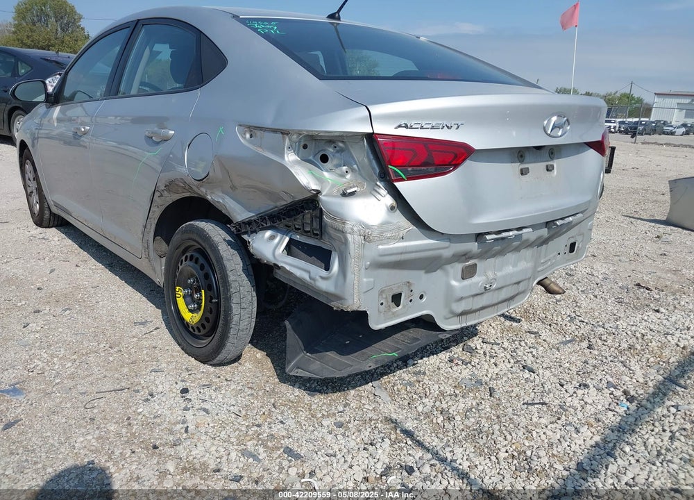 2018 HYUNDAI ACCENT VIN: 3KPC24A35JE013682