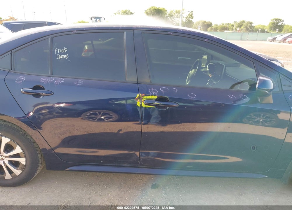 2021 TOYOTA COROLLA VIN: JTDEAMDE6MJ004554