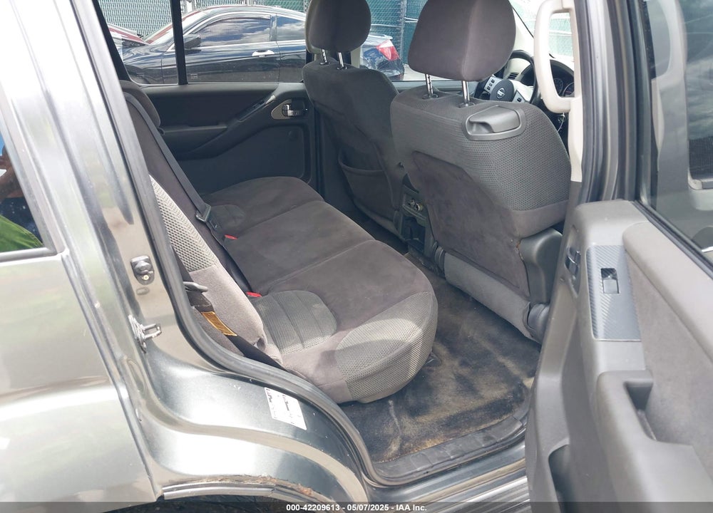 2005 NISSAN PATHFINDER SE VIN: 5N1AR18W25C701343
