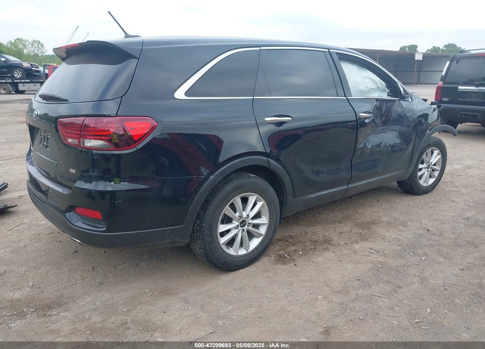 2020 KIA SORENTO 2.4L L VIN: 5XYPG4A37LG711638