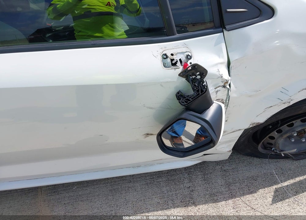 2021 TOYOTA COROLLA VIN: JTDEPMAE4MJ130737