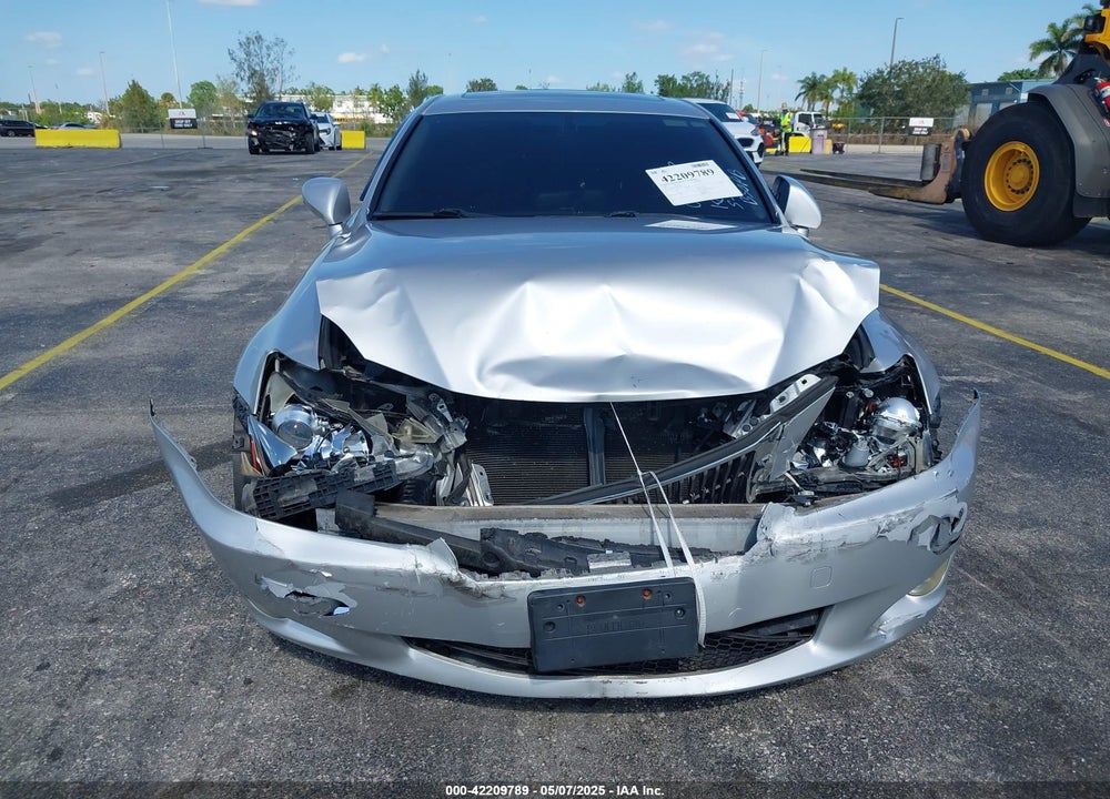 2009 LEXUS IS 250 VIN: JTHCK262192030877