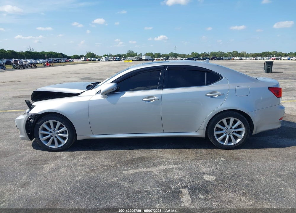 2009 LEXUS IS 250 VIN: JTHCK262192030877