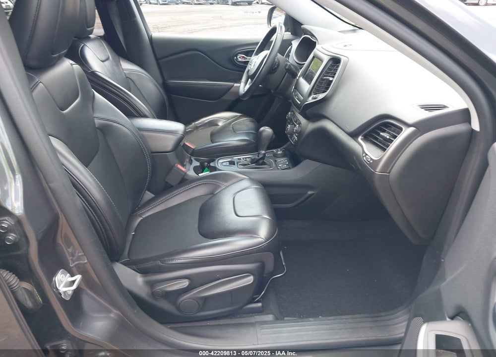 2019 JEEP CHEROKEE VIN: 1C4PJMLB6KD355718