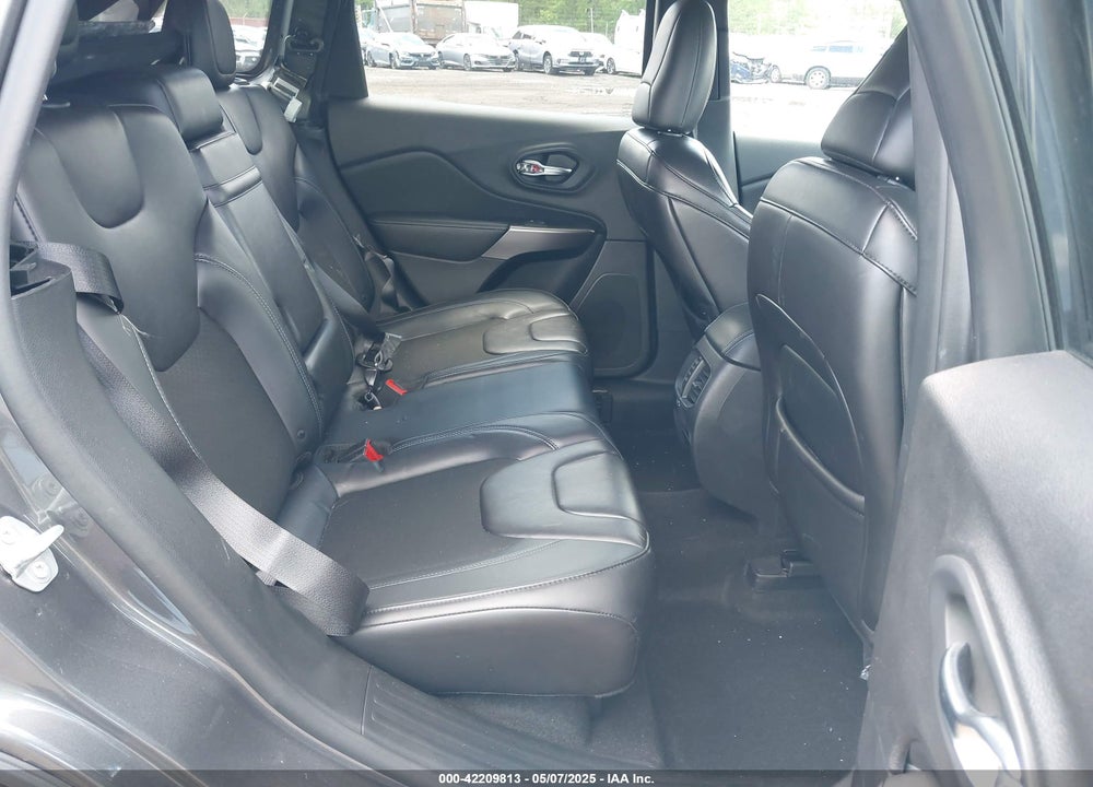 2019 JEEP CHEROKEE VIN: 1C4PJMLB6KD355718