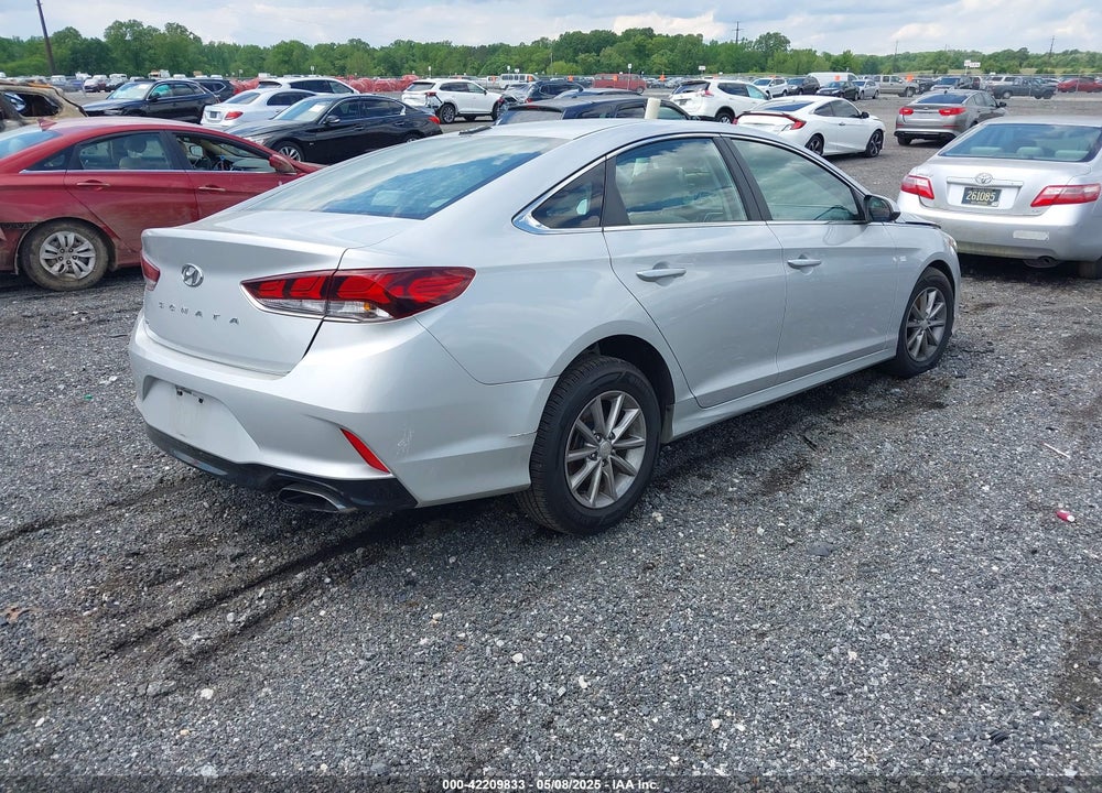 2018 HYUNDAI SONATA SE VIN: 5NPE24AF8JH621811