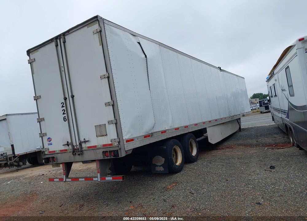 2016 UTILITY TRAILER MFG --- VIN: 1UYVS2531GG448605