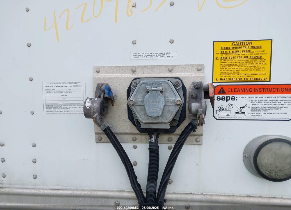2016 UTILITY TRAILER MFG --- VIN: 1UYVS2531GG448605