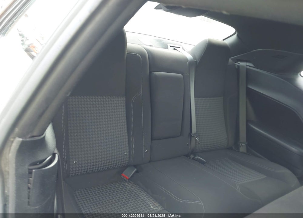 2021 DODGE CHALLENGER VIN: 2C3CDZAG6MH637529