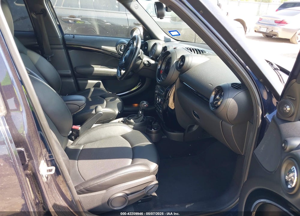 2016 MINI COOPER COUNTRYMAN VIN: WMWZC3C53GWT11014