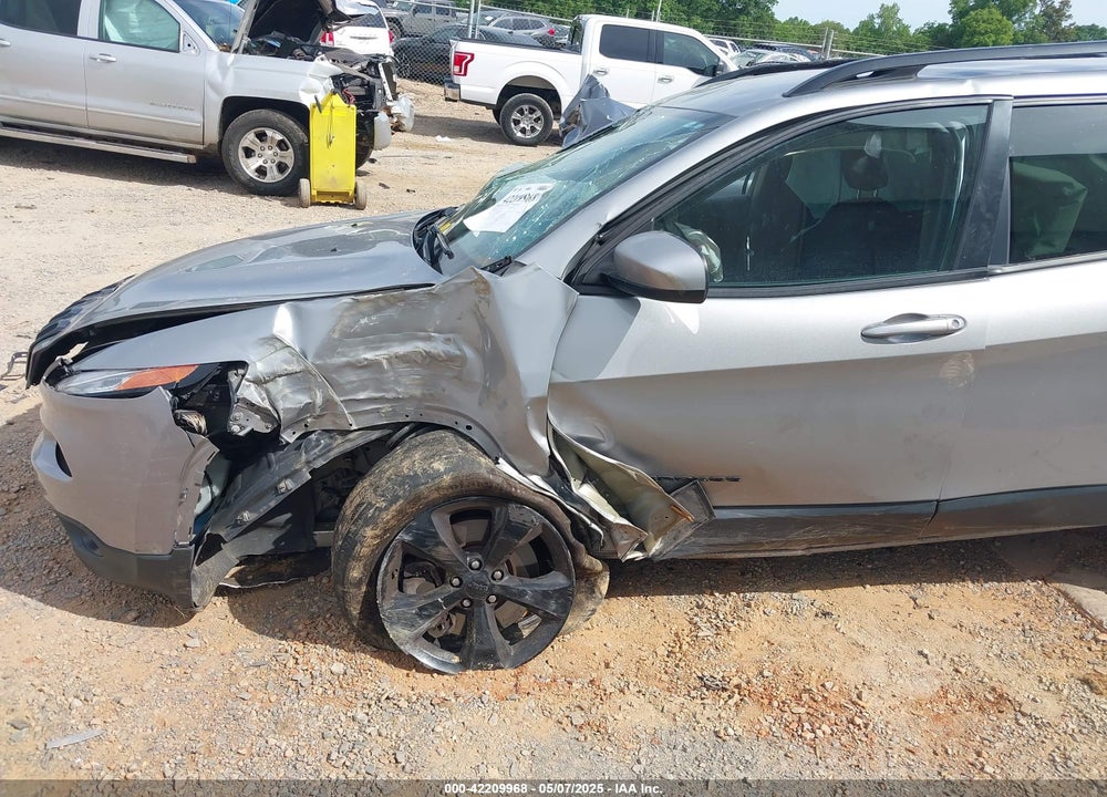 2016 JEEP CHEROKEE VIN: 1C4PJMCB4GW182213