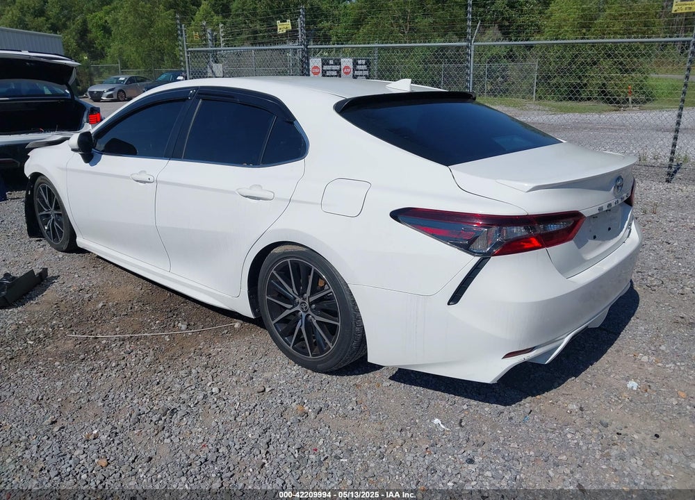2021 TOYOTA CAMRY VIN: 4T1G11AK2MU403618