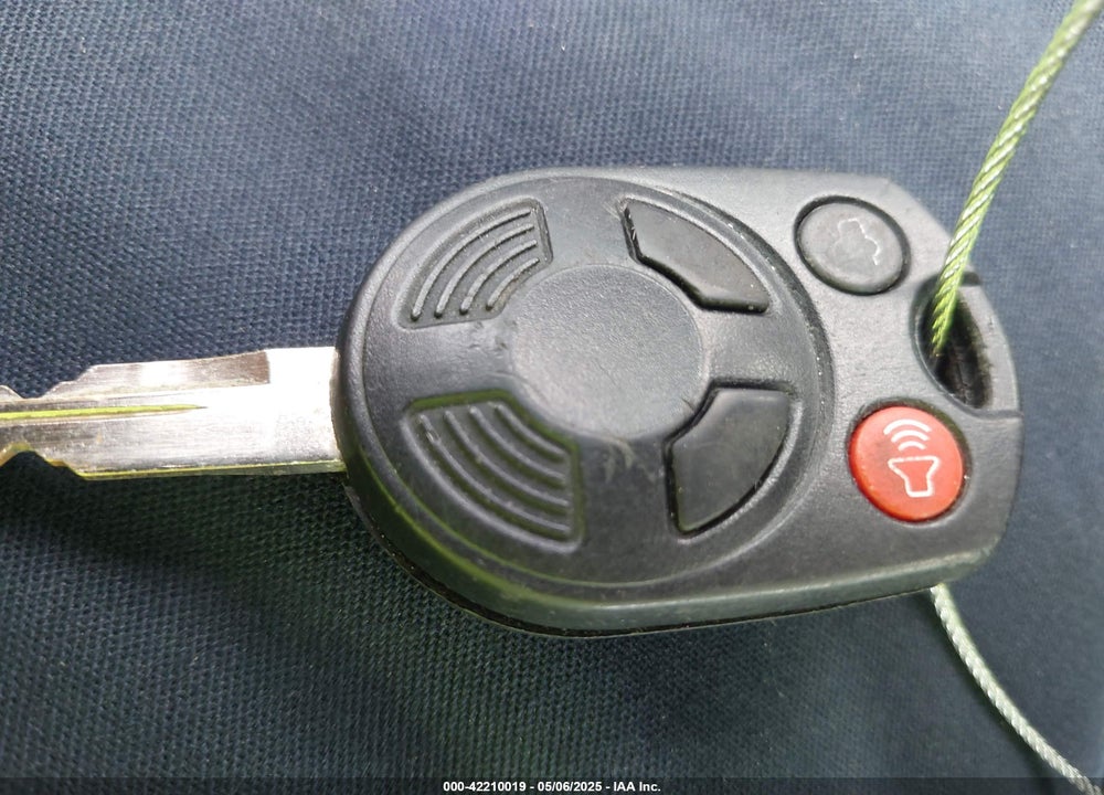 2011 FORD FUSION VIN: 3FAHP0HA9BR245545