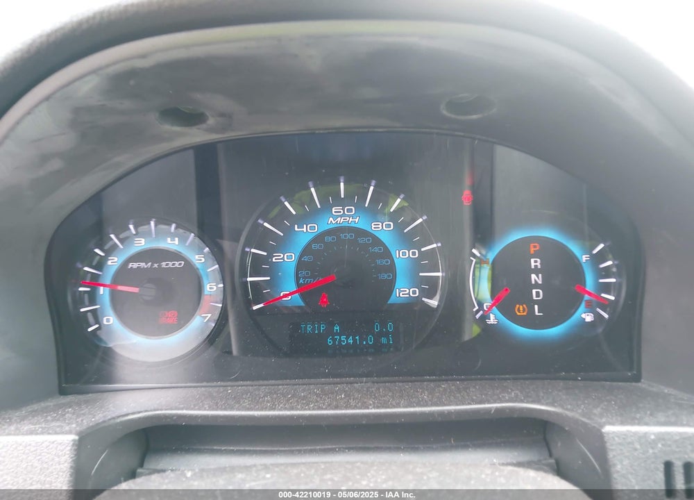 2011 FORD FUSION VIN: 3FAHP0HA9BR245545