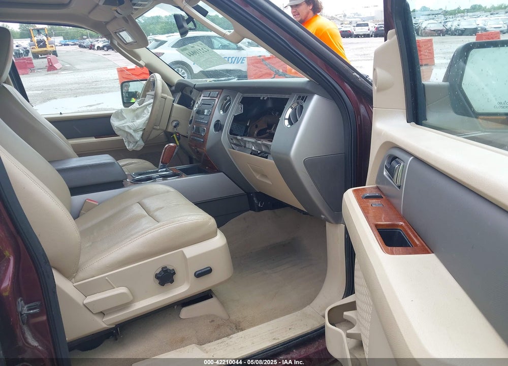 2010 FORD EXPEDITION VIN: 1FMJU1J53AEA43322
