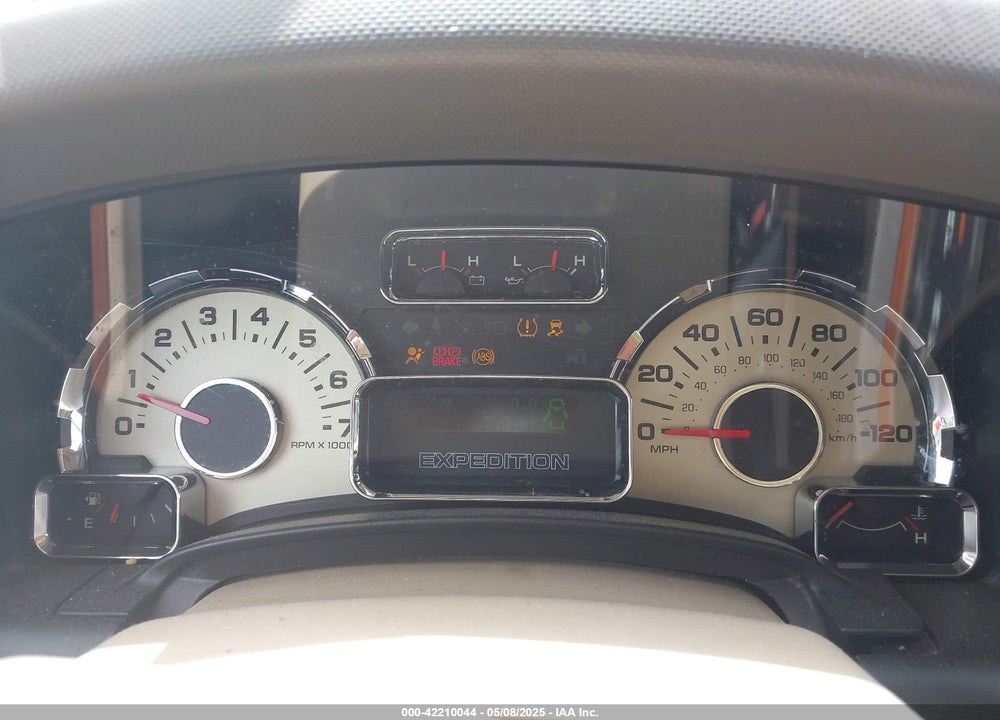 2010 FORD EXPEDITION VIN: 1FMJU1J53AEA43322