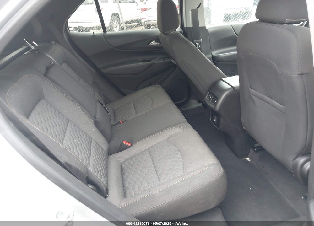 2019 CHEVROLET EQUINOX VIN: 2GNAXKEV3K6254111