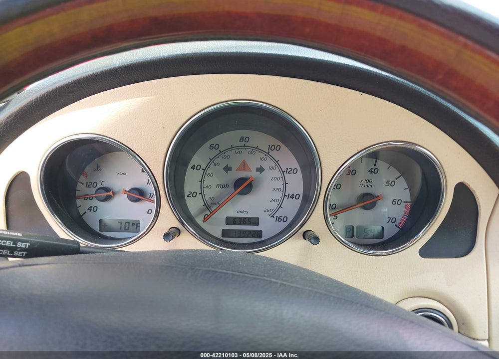 2001 MERCEDES-BENZ SLK 320 VIN: WDBKK65FX1F211044