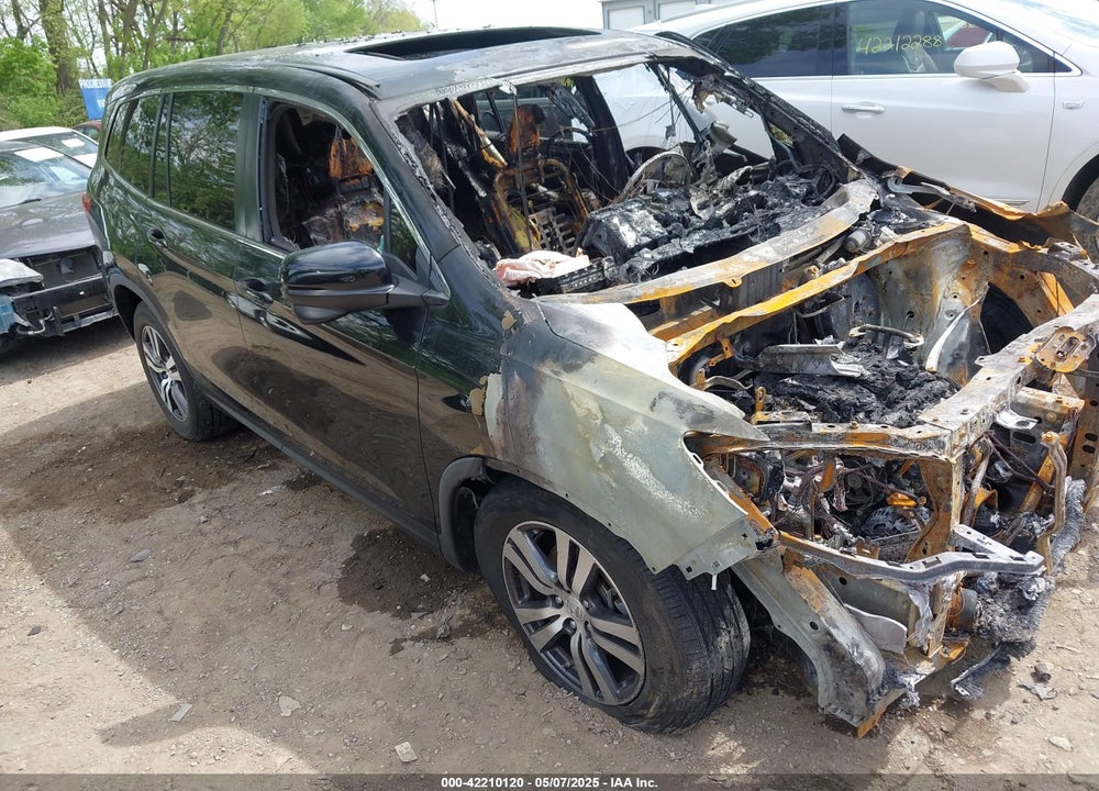 2017 HONDA PILOT VIN: 5FNYF6H50HB038524
