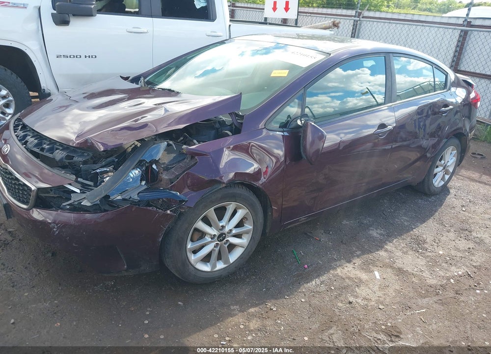 2017 KIA FORTE VIN: 3KPFL4A79HE153385
