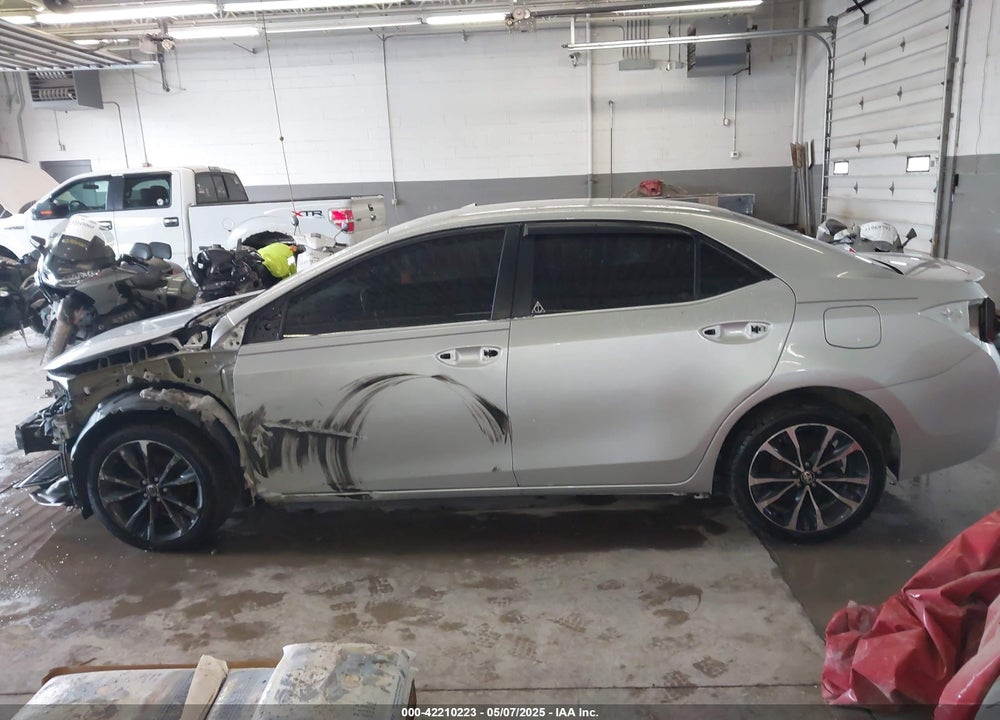 2018 TOYOTA COROLLA SE VIN: 5YFBURHEXJP790142