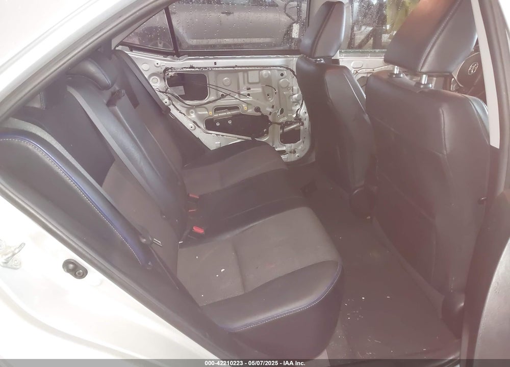2018 TOYOTA COROLLA SE VIN: 5YFBURHEXJP790142