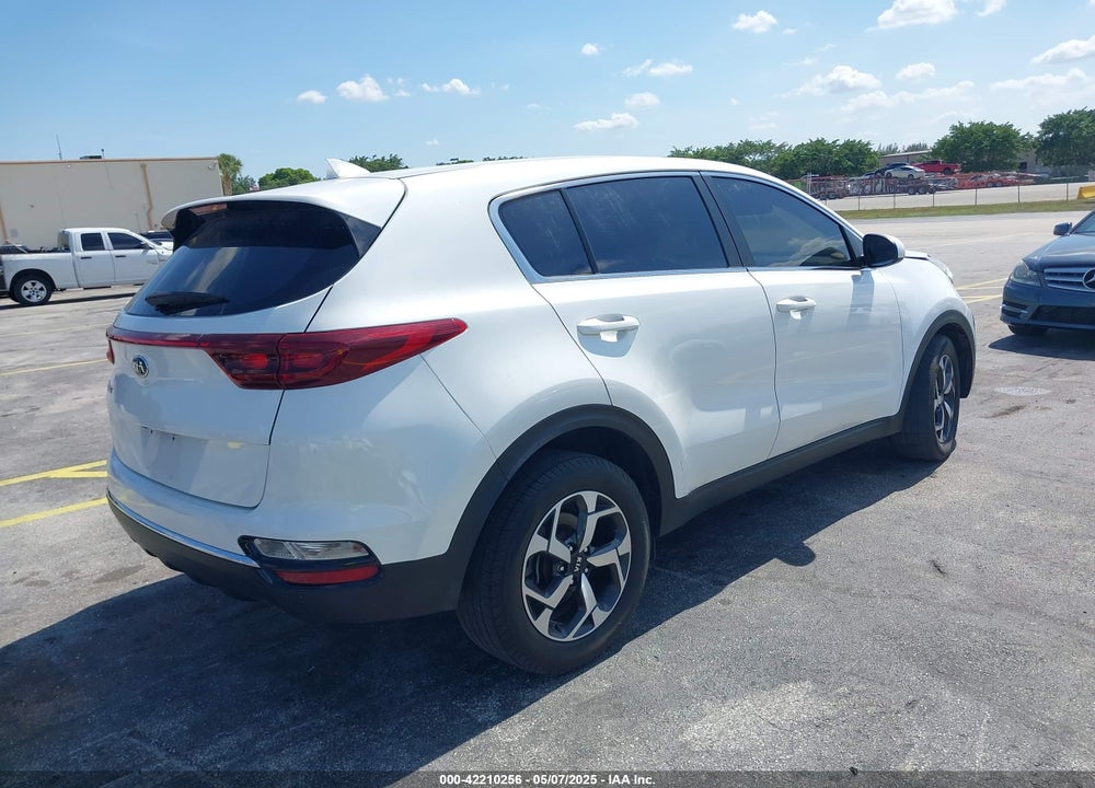 2022 KIA SPORTAGE VIN: KNDPM3AC2N7008824