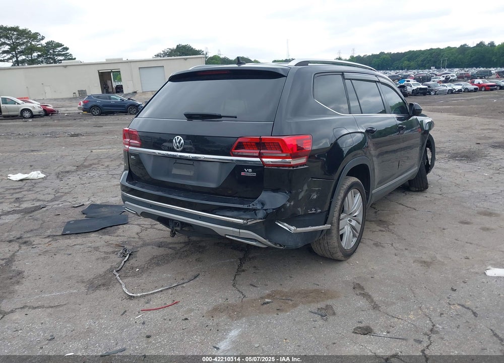 2019 VOLKSWAGEN ATLAS VIN: 1V2MR2CA9KC538672
