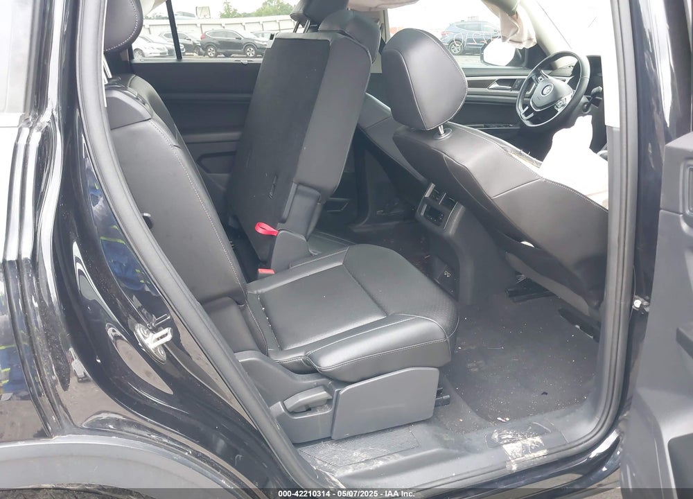 2019 VOLKSWAGEN ATLAS VIN: 1V2MR2CA9KC538672