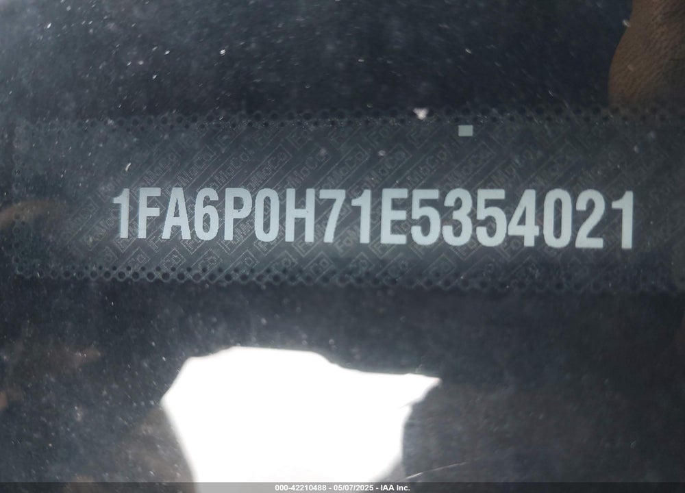 2014 FORD FUSION VIN: 1FA6P0H71E5354021