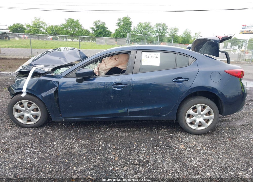 2018 MAZDA 3 SPORT VIN: 3MZBN1U78JM168813