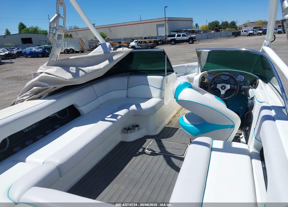 2013 EPIC 23 FOOT VIN: CQE23031L213