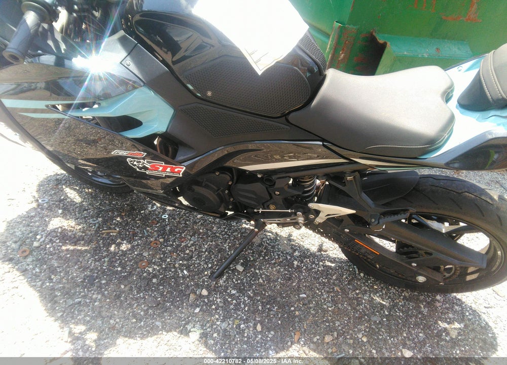 2020 KAWASAKI EX400 VIN: JKAEXKG13LDA73322