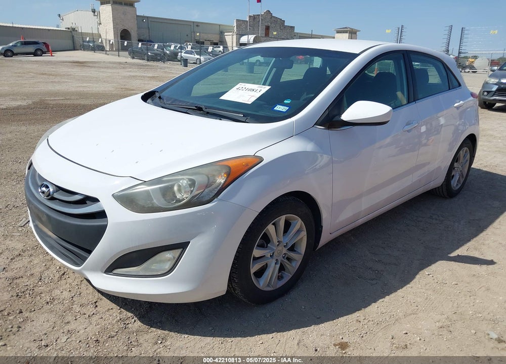 2014 HYUNDAI ELANTRA GT VIN: KMHD35LH1EU169852