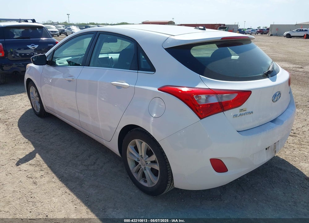 2014 HYUNDAI ELANTRA GT VIN: KMHD35LH1EU169852