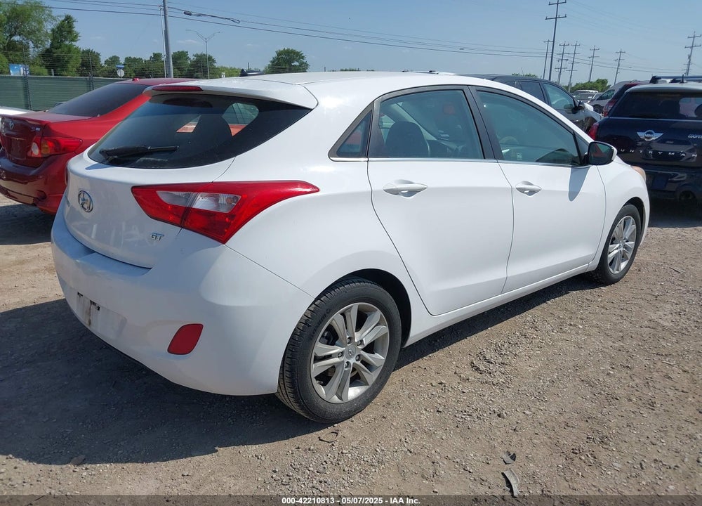 2014 HYUNDAI ELANTRA GT VIN: KMHD35LH1EU169852