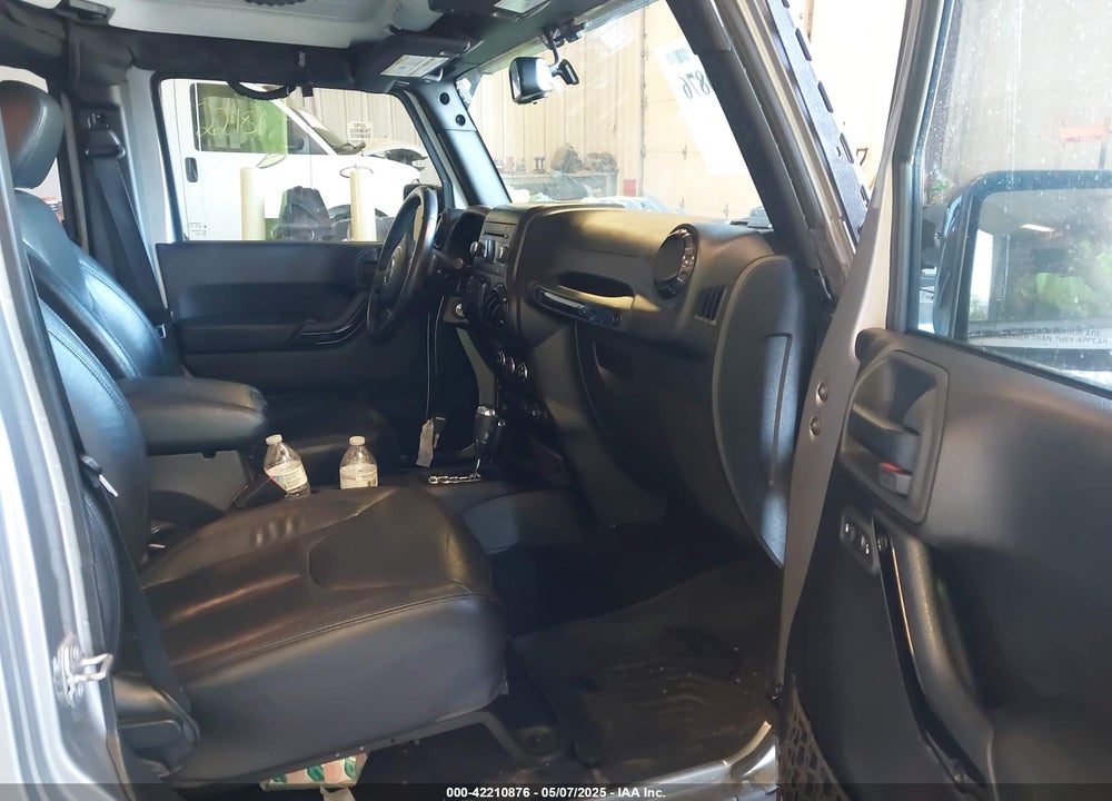 2015 JEEP WRANGLER UNLIMITED VIN: 1C4BJWEG1FL765563